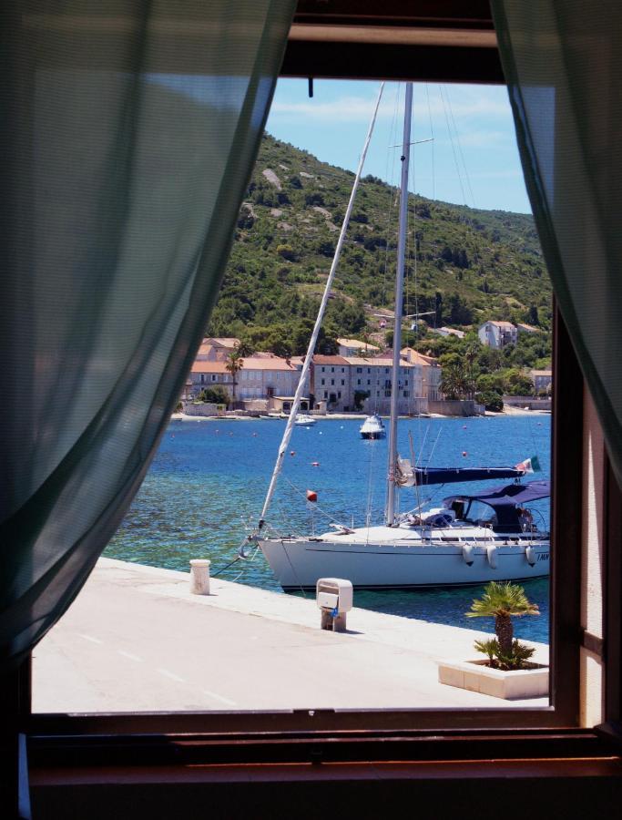 Apartman Uz More Vis Exterior foto